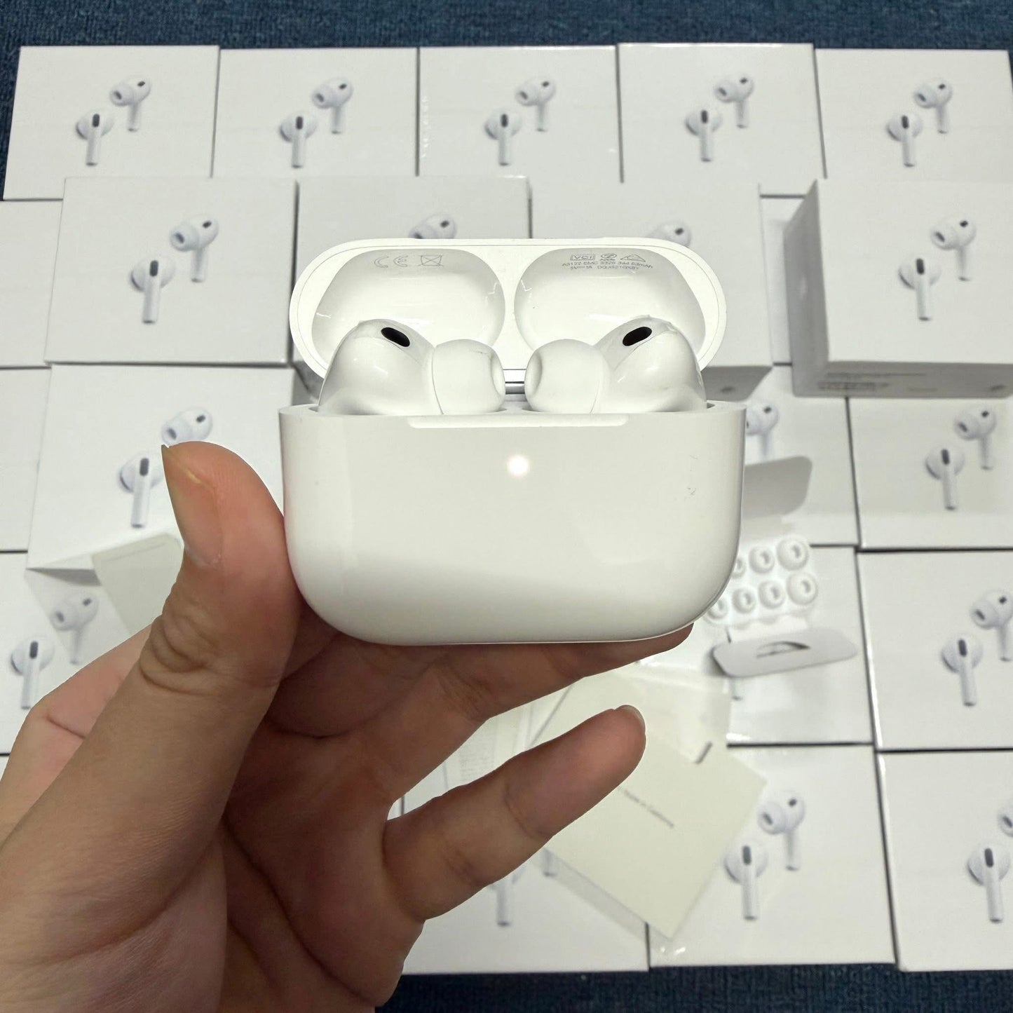 🍎EARBUDS PRO 3 WITH ACTIVE NOISE CANCELLING