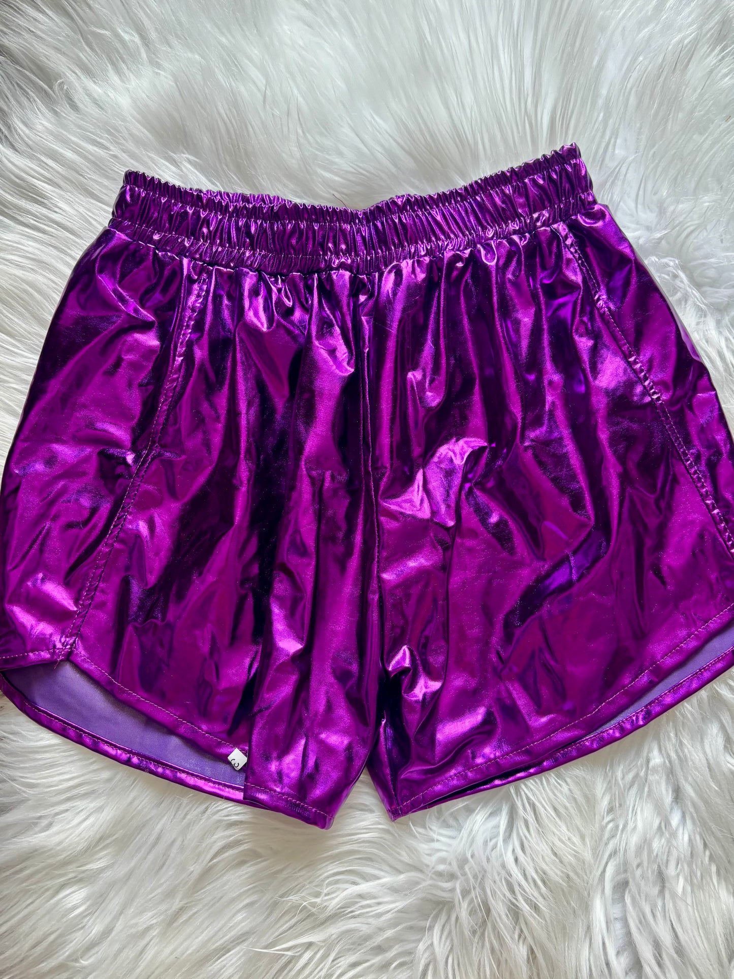 METALLIC SHORTS
